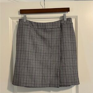 Plaid short skirt